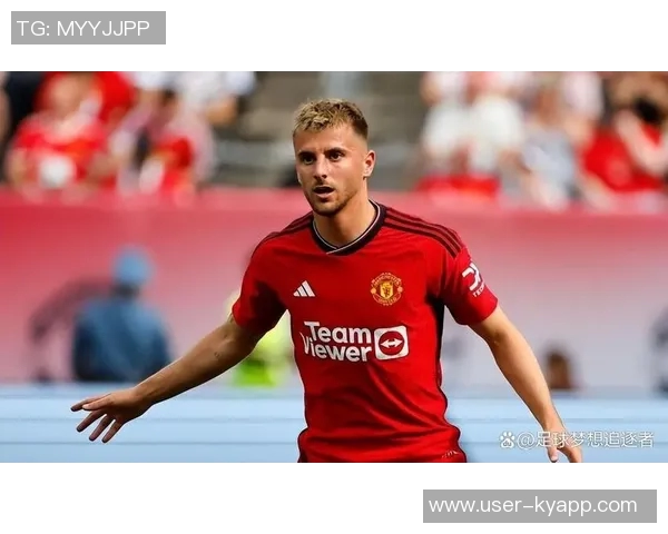 曼联对雷恩18岁前锋梅特表现出兴趣但冬窗引进可能性不大